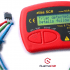 Comprar Online Recambio El Atlas SCR100 de la marca Peak está diseñado específicamente para identificar y analizar rápidamente una gran variedad de tiristores y triacs. Solo tiene que conectar las sondas de prueba en cualquier posición y presionar el botón de TEST. El analizador Atlas SCR100 identifica instantáneamente el tipo de componente, la configuración de sus pines, sensibilidad y caída de tensión de puerta. El rango automático de corriente de puerta va de 100µA a 100mA mientras que la condición de prueba de carga se mantiene a 12V / 100mA independientemente de la condición de la batería. Soluciones GuemaCAR Tienda Online Especializada Componentes Electrónicos Automóvil