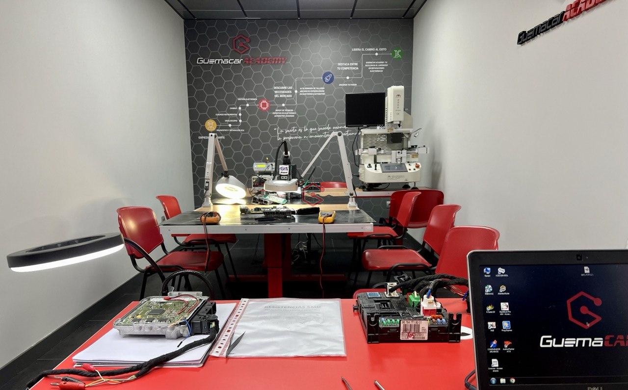 Cursos Electrónica Automotriz - Curso Osciloscopio - ECU Motor - Cuadros Instrumentos - Electrónica Avanzada Automóvil - Curso AIRBAG - Curso Soldadura Reballing