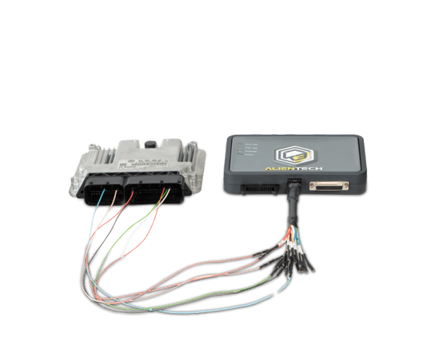 Modos BENCH Kess 3 Accede a los dartos de la ECU directamente desde el conector de la ECU