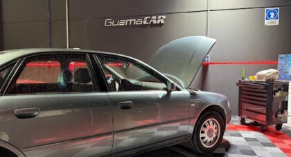 ¿Testigo aceite y portón abierto iluminados en tu Audi A4? El fallo es el cuadro. Reparación profesional en Soluciones GuemaCAR con garantía