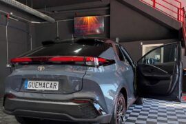 nstalación Sistema Antirrobo IGLA 231 + GPS 4G en Toyota C-HR Híbrido en Madrid | Soluciones GuemaCAR Instalación profesional del sistema antirrobo avanzado IGLA 231 + GPS 4G en Toyota C-HR Híbrido Del concesionario directo a nuestro laboratorio de electrónica automotriz: Protección invisible sin cortes de cableado original en Soluciones GuemaCAR (Leganés, Madrid).